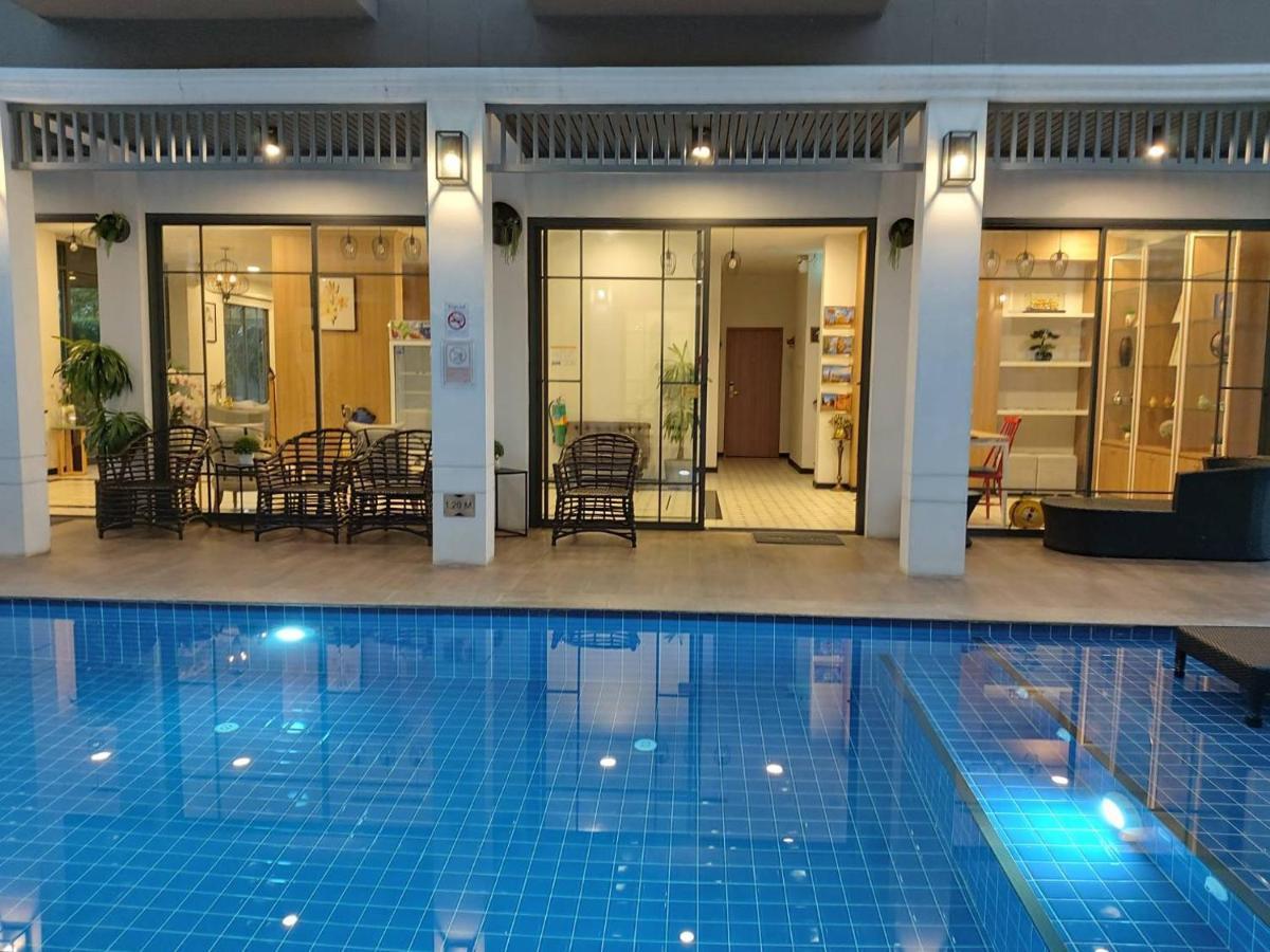 Hotel Matana Chiang Mai Luaran gambar